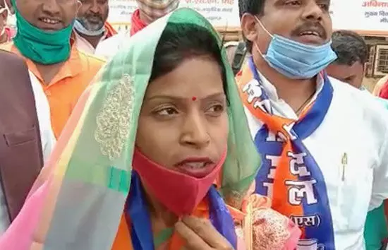 Mirzapur hindi news: छानबे उपचुनाव में अपना दल प्रत्यासी की हुई जीत Mirzapur hindi news: छानबे उपचुनाव में अपना दल प्रत्यासी की हुई जीत