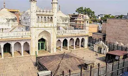 वाराणसी कोर्ट ने खारिज की हिंदू पक्ष की याचिका वाराणसी कोर्ट ने खारिज की हिंदू पक्ष की याचिका