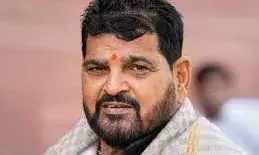 Wrestlers Protest: बृजभूषण शरण सिंह ने विवाद के बीच किया सबसे बड़ा एलान, विनेश फोगाट और बजरंग पूनिया के सामने रखी ये शर्त