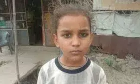 ‘बेरहम टीचर’: गणित का सवाल गलत होने पर चढ़ा पारा, कक्षा तीन की छात्रा को निर्दयता से पीटा, रिपोर्ट ‘बेरहम टीचर’: गणित का सवाल गलत होने पर चढ़ा पारा, कक्षा तीन की छात्रा को निर्दयता से पीटा, रिपोर्ट