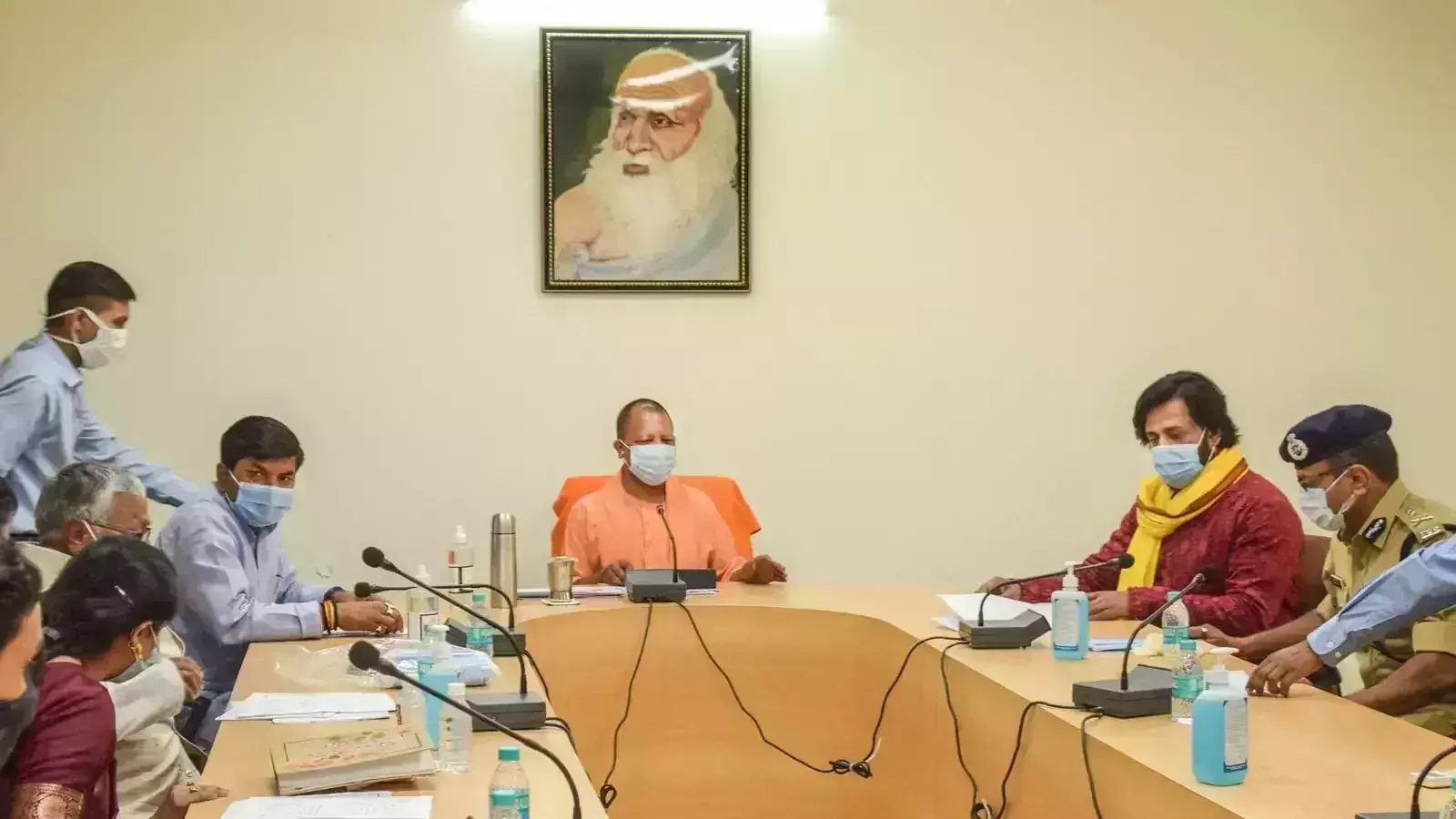 UP News: सीएम योगी आदित्यनाथ ने ली बाढ़ प्रबंधन की तैयारियों की समीक्षा, कहा- सभी जिले रहें अलर्ट मोड में