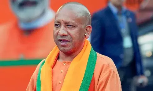 International Yoga Day: यूपी में मनाया जाएगा योग सप्ताह, सीएम योगी ने अधिकारियों को दिए निर्देश, इन जगहों पर होगा आयोजन International Yoga Day: यूपी में मनाया जाएगा योग सप्ताह, सीएम योगी ने अधिकारियों को दिए निर्देश, इन जगहों पर होगा आयोजन