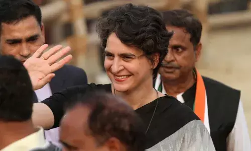 UP राजनीति: यूपी कांग्रेस को जल्द मिलेगा नया प्रभारी! जानिए क्यों पद छोड़ने को तैयार हैं प्रियंका गांधी? UP राजनीति: यूपी कांग्रेस को जल्द मिलेगा नया प्रभारी! जानिए क्यों पद छोड़ने को तैयार हैं प्रियंका गांधी?