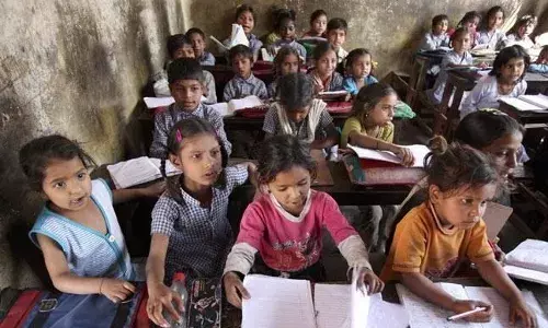 UP News : बेसिक शिक्षा परिषद के स्कूलों में गर्मी की छुट्टियां बढ़ीं, अब 26 जून तक अवकाश रहेगा UP News : बेसिक शिक्षा परिषद के स्कूलों में गर्मी की छुट्टियां बढ़ीं, अब 26 जून तक अवकाश रहेगा