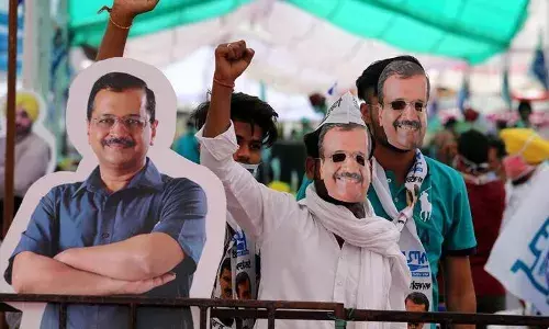 दिल्ली में महारैली: केंद्र के अध्यादेश के खिलाफ गरजे आप, एक लाख लोगों तक पहुंचने का दावा दिल्ली में महारैली: केंद्र के अध्यादेश के खिलाफ गरजे आप, एक लाख लोगों तक पहुंचने का दावा