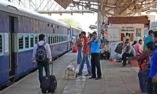 जनरल कोच में बम ब्लास्ट की अफवाह से मची भगदड़, कोई दूसरे डिब्बे में भागा तो कोई चलती ट्रेन से कूदा