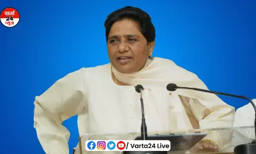 UP News: मायावती ने साधा निशाना, कहा- भाजपा और कांग्रेस में खुद को बड़ा हिंदुत्ववादी दिखाने की होड़ लगी हुई है UP News: मायावती ने साधा निशाना, कहा- भाजपा और कांग्रेस में खुद को बड़ा हिंदुत्ववादी दिखाने की होड़ लगी हुई है