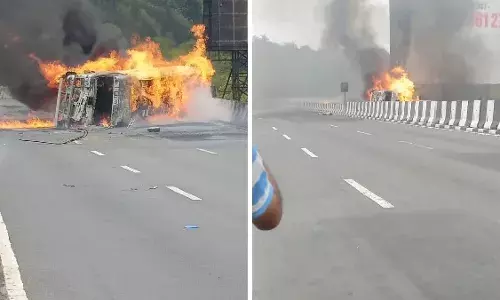 महाराष्ट्र: मुंबई-पुणे एक्सप्रेसवे पर भीषण हादसा, ऑयल टैंकर में लगी आग; चार मृत, तीन घायल