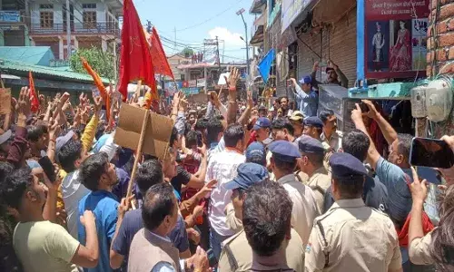 उत्तरकाशी लव जिहाद: पुरोला नगर इलाके में 19 जून तक धारा 144 लागू, पुलिस ने जिले की सीमा को किया सील उत्तरकाशी लव जिहाद: पुरोला नगर इलाके में 19 जून तक धारा 144 लागू, पुलिस ने जिले की सीमा को किया सील