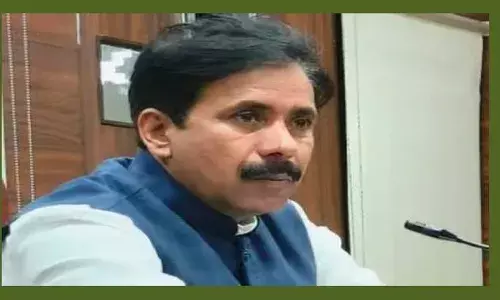 CM योगी और ओपी राजभर की मुलाकात पर मंत्री अनिल राजभर ने कही ये बड़ी बात, गठबंधन की हवा हुई तेज CM योगी और ओपी राजभर की मुलाकात पर मंत्री अनिल राजभर ने कही ये बड़ी बात, गठबंधन की हवा हुई तेज