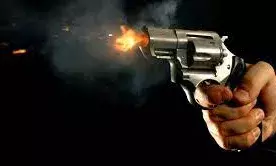 चित्रकूट — ससुराल वालों ने बहू के चरित्र पर उठाया सवाल तो  , पिता ने बेटी को मार दी गोली