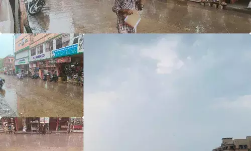 Weather Update : वाराणसी में बदला मौसम का मिजाज, बारिश ने दिलाई तपती गर्मी से लोगों को राहत Weather Update : वाराणसी में बदला मौसम का मिजाज, बारिश ने दिलाई तपती गर्मी से लोगों को राहत