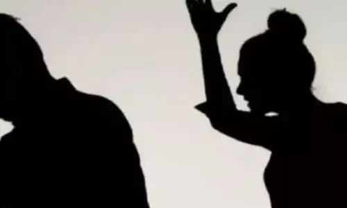 कानपुर --पति से विवाद के बाद पत्नी ने उठाया खौफनाक कदम ,पुलिस ने मामला दर्ज कर शुरू की जांच