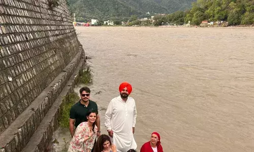 नवजोत सिंह सिद्धू: नवजोत सिंह सिद्धू के घर बजेगी शहनाई, बेटे की सगाई ऋषिकेश में; जानिए कौन है वह बहू