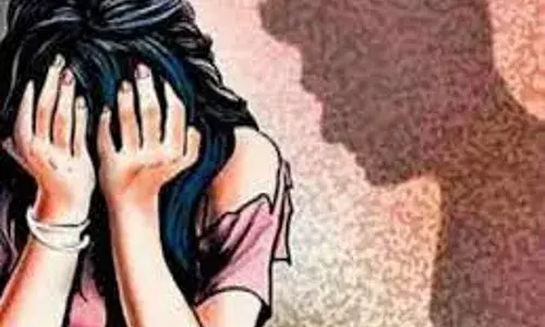 अमेठी--प्रेम जाल में फसाकर युवती से दुष्कर्म ,पीड़िता ने न्याय के लिए पुलिस से लगाई गुहार