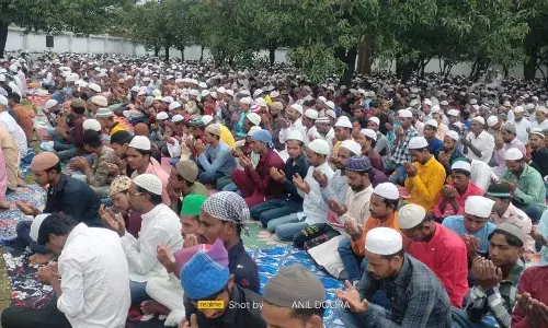 ईद अल-अजहा 2023: ईद-उल-अजहा आज, कड़ी पुलिस सुरक्षा के बीच पढ़ी गई नमाज; बलिदान के लिए तैयार