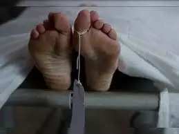खाकी की बर्बरता: थाने में पिटाई से दिल्ली की महिला की मौत, चार पुलिसकर्मी निलंबित खाकी की बर्बरता: थाने में पिटाई से दिल्ली की महिला की मौत, चार पुलिसकर्मी निलंबित