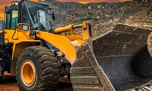 जेपी-विनोबा की विरासत के ध्वस्तीकरण के खिलाफ आक्रोश में लोग