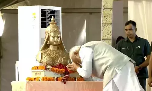 PM मोदी बोले- 70 साल आदिवासियों के लिए कुछ नहीं हुआ, आयुष्मान कार्ड यानी मोदी की गारंटी