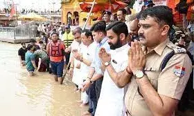 कांवर यात्रा 2023: हरिद्वार में गंगा पूजा के साथ कांवर मेले की शुरुआत, पहले ही दिन उमड़ी शिव भक्तों की भीड़ कांवर यात्रा 2023: हरिद्वार में गंगा पूजा के साथ कांवर मेले की शुरुआत, पहले ही दिन उमड़ी शिव भक्तों की भीड़