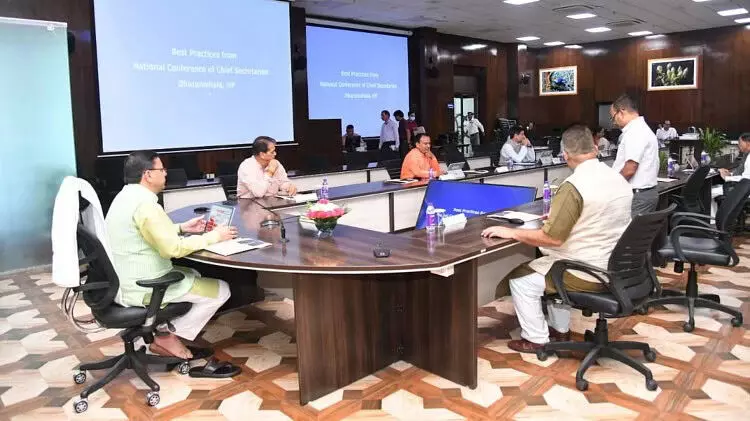 उत्तराखंड: पहाड़ों में मोबाइल ईसीएचएस शुरू करने की तैयारी, राज्य के दो लाख पूर्व सैनिकों को मिलेगा फायदा उत्तराखंड: पहाड़ों में मोबाइल ईसीएचएस शुरू करने की तैयारी, राज्य के दो लाख पूर्व सैनिकों को मिलेगा फायदा