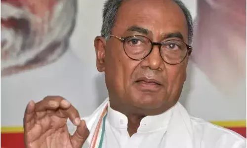 सोशल मीडिया पर आर एस एस को लेकर पोस्ट करना पड़ा भारी एमपी के पूर्व सीएम दिग्विजय सिंह के खिलाफ केस दर्ज सोशल मीडिया पर आर एस एस को लेकर पोस्ट करना पड़ा भारी एमपी के पूर्व सीएम दिग्विजय सिंह के खिलाफ केस दर्ज