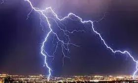 मैनपुरी में बिजली गिरने से महिला समेत तीन की मौत, मृतकों के परिजनों को मिलेंगे 4-4 लाख, सीएम ने जताया शोक