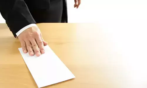 उत्तराखंड: राज्यपाल ने आयुर्वेद विश्वविद्यालय के कुलपति प्रोफेसर को हटाया, अरुण त्रिपाठी को दिया गया अंतरिम प्रभार