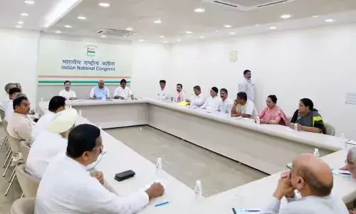 मल्लिकार्जुन खड़गे और राहुल गांधी ने उत्तराखंड के नेताओं के साथ की बैठक, लोकसभा चुनाव पर रहेगी नजर! मल्लिकार्जुन खड़गे और राहुल गांधी ने उत्तराखंड के नेताओं के साथ की बैठक, लोकसभा चुनाव पर रहेगी नजर!