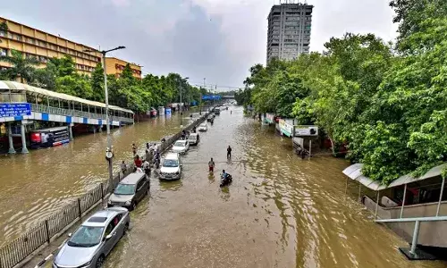 दिल्ली--तीन बच्चों की डूबने से मौत, मेट्रो साइट पर बारिश से बन गई थी झील, तीनों नहाने गए थे