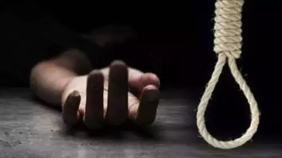 तुम्हारे बिना नहीं रह सकता: बॉयफ्रेंड का सुसाइड... गर्लफ्रेंड ने भेजा मैसेज, लिखा- बाय... बाय, जानिए क्या है पूरा मामला तुम्हारे बिना नहीं रह सकता: बॉयफ्रेंड का सुसाइड... गर्लफ्रेंड ने भेजा मैसेज, लिखा- बाय... बाय, जानिए क्या है पूरा मामला