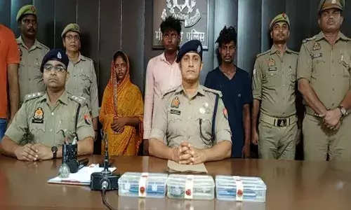 सफर के दौरान ऑटो ड्राइवर को दिल दे बैठी लेडी पैसेंजर, पति ने लगाई बंदिश तो करा दिया मर्डर सफर के दौरान ऑटो ड्राइवर को दिल दे बैठी लेडी पैसेंजर, पति ने लगाई बंदिश तो करा दिया मर्डर