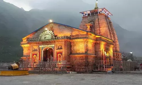 उत्तराखंड: केदारनाथ मंदिर में मोबाइल फोन से फोटोग्राफी पर प्रतिबंध, BKTC ने परिसर में लगाए साइन बोर्ड