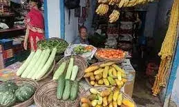 Almora News:अल्मोड़ा में सब्जियों के दामों में उछाल, लोग बेहाल