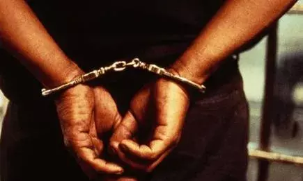 बागपत: शहर काजी के बेटे की पिटाई, लगवाए जय श्रीराम के नारे, पुलिस ने दो आरोपियों को गिरफ्तार किया बागपत: शहर काजी के बेटे की पिटाई, लगवाए जय श्रीराम के नारे, पुलिस ने दो आरोपियों को गिरफ्तार किया