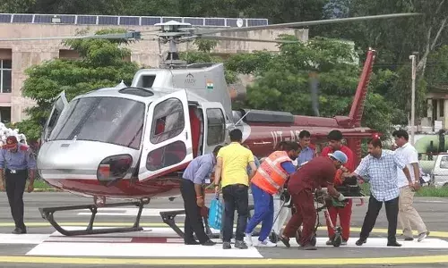 गोपेश्वर अस्पताल, ऋषिकेश से पांच और झुलसे लोगों को हेली एम्बुलेंस द्वारा एम्स रेफर किया गया