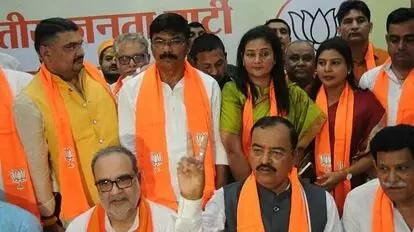 मिशन 2024: वाराणसी में SP को बड़ा झटका, शालिनी यादव बीजेपी में शामिल, पीएम मोदी के खिलाफ लड़ीं चुनावी मैदान में मिशन 2024: वाराणसी में SP को बड़ा झटका, शालिनी यादव बीजेपी में शामिल, पीएम मोदी के खिलाफ लड़ीं चुनावी मैदान में