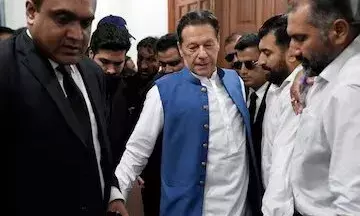 आज पाकिस्तान के पूर्व पीएम इमरान खान हो सकते हैं गिरफ्तार? गैर जमानती वारंट जारी