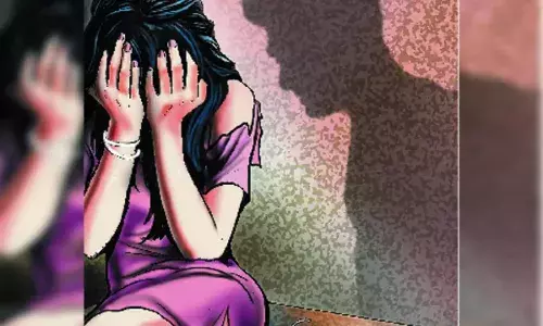 मेरठ में मणिपुर जैसी वारदात: किठौर में किशोरी से दुष्कर्म, नंगा दौड़ाता रहा युवक, मांगने पर भी नहीं दिए कपड़े