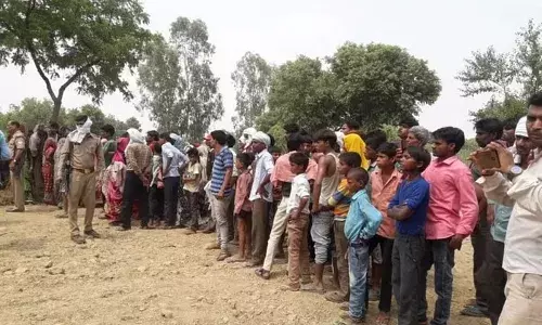 कानपुर देहात: जंगल में फंदे से लटकता मिला युवक-युवती का शव, बहला-फुसलाकर ले जाने का मामला दर्ज, पढ़ें पूरा मामला कानपुर देहात: जंगल में फंदे से लटकता मिला युवक-युवती का शव, बहला-फुसलाकर ले जाने का मामला दर्ज, पढ़ें पूरा मामला