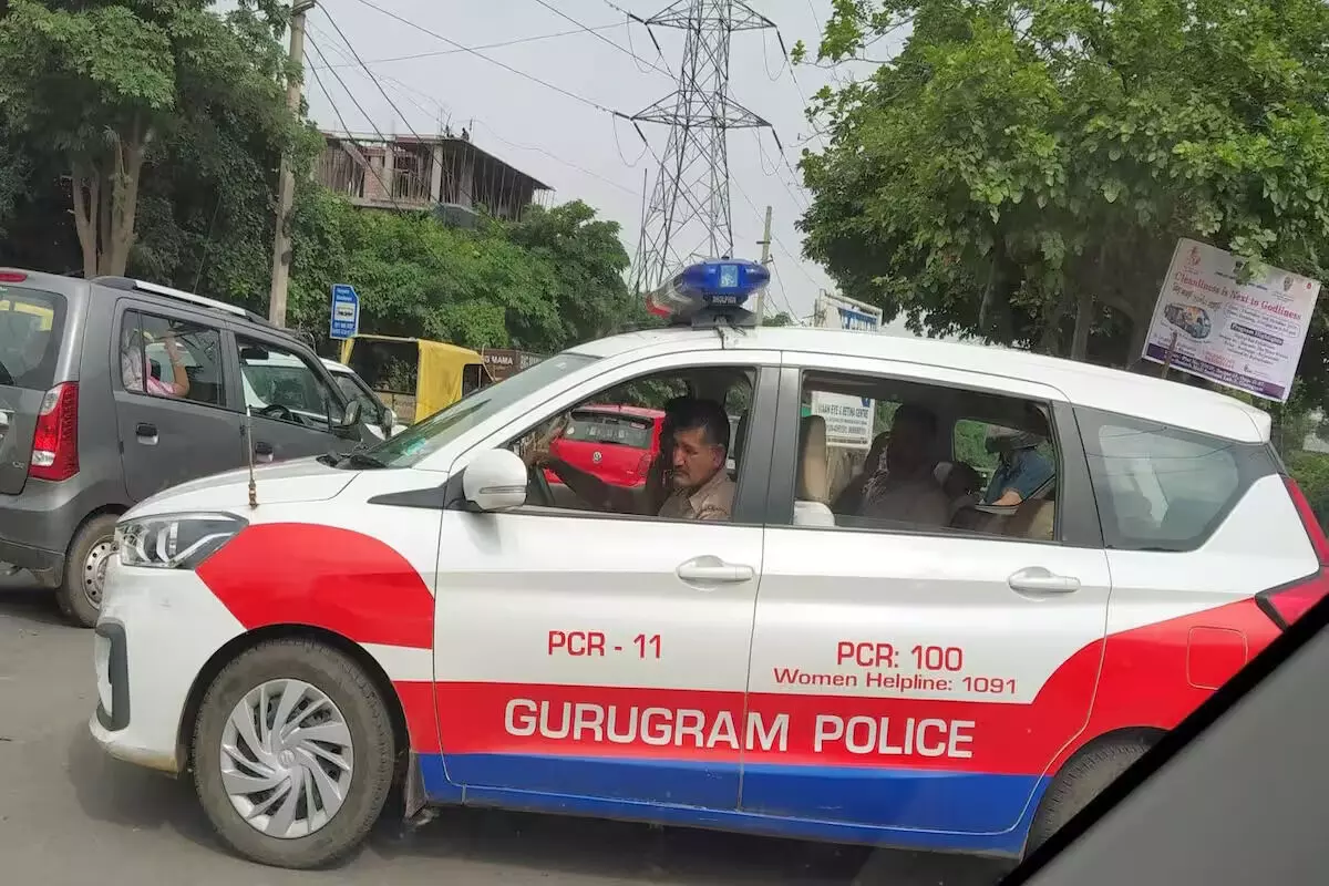 हे राम, कोई ऐसे मारता है क्या; गुरुग्राम में ट्यूशन टीचर के बेटे से मारपीट, घायल; मां थाने पहुंच गई हे राम, कोई ऐसे मारता है क्या; गुरुग्राम में ट्यूशन टीचर के बेटे से मारपीट, घायल; मां थाने पहुंच गई