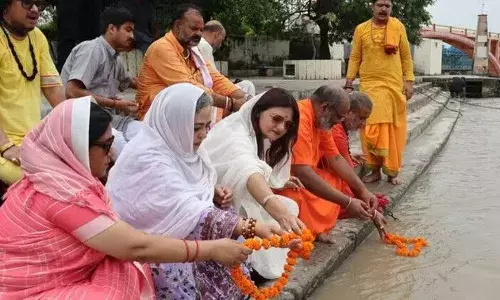 हरिद्वार: बलूचिस्तान के निर्वासित प्रधानमंत्री ने गंगा घाट पर पूजा की, यूएन में पीएम मोदी से मांगा समर्थन