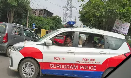 हे राम, कोई ऐसे मारता है क्या; गुरुग्राम में ट्यूशन टीचर के बेटे से मारपीट, घायल; मां थाने पहुंच गई हे राम, कोई ऐसे मारता है क्या; गुरुग्राम में ट्यूशन टीचर के बेटे से मारपीट, घायल; मां थाने पहुंच गई