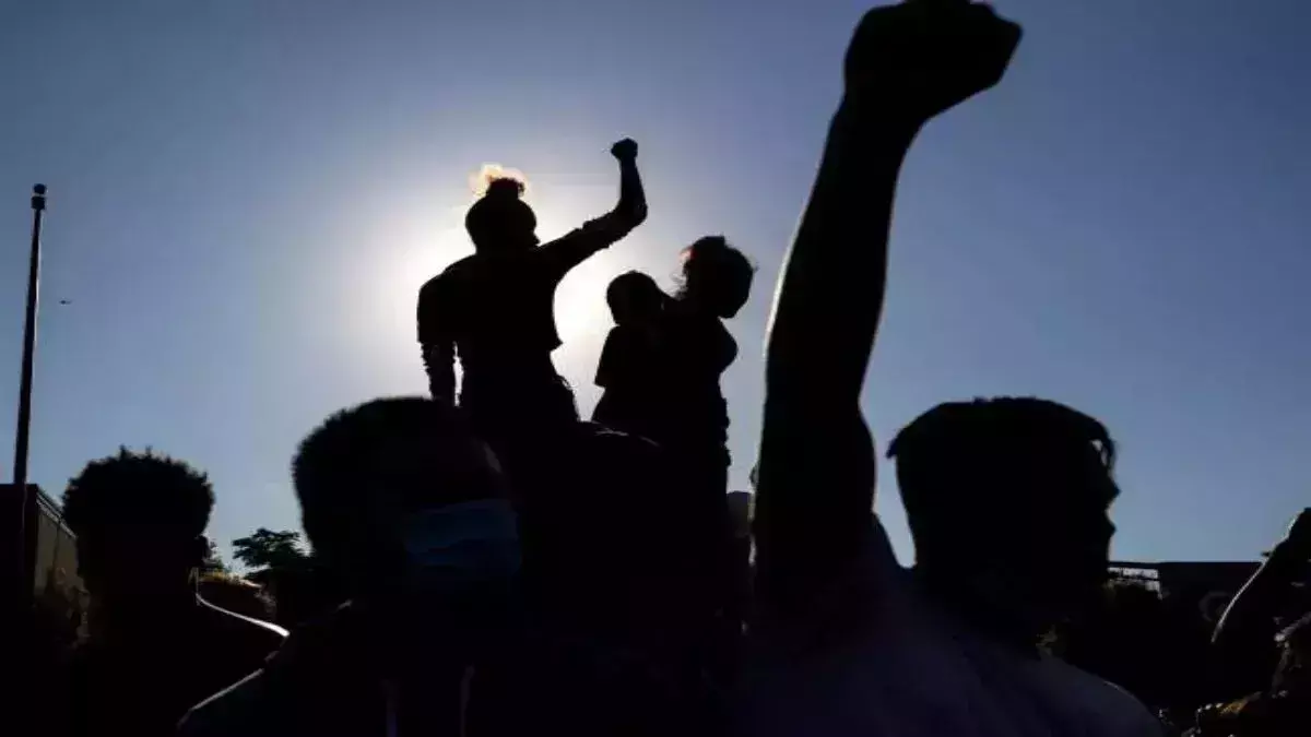 देहरादून: भर्ती परीक्षा को लेकर बेरोजगार प्राविधिक अनुदेशकों ने सचिवालय कूच किया