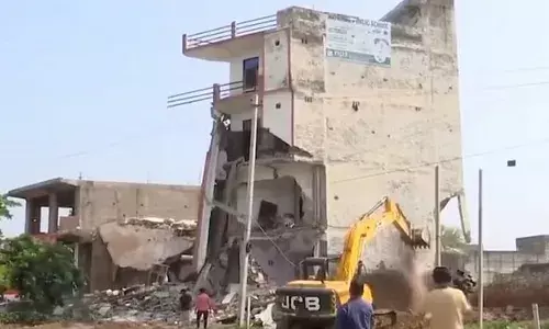 नूंह हिंसा: नूंह में बुलडोजर पर ब्रेक, हाई कोर्ट ने तोड़फोड़ कार्रवाई पर लगाई रोक