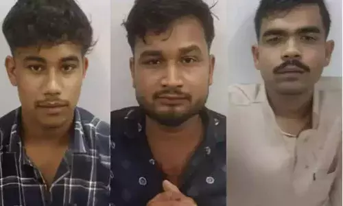 प्रयागराज_प्रयागराज के अतीक हत्याकांड के तीनों आरोपियों की वीडियो कॉन्फ्रेंसिंग के माध्यम से कोर्ट में हुई पेशी