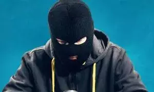 Money Heist वेब सीरीज से सिख कर जालसाजों ने उड़ाए 1 करोड़ रूपये Money Heist वेब सीरीज से सिख कर जालसाजों ने उड़ाए 1 करोड़ रूपये