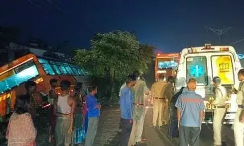 देहरादून न्यूज़: यूपी रोडवेज बस दुर्घटनाग्रस्त, ड्राइवर की अचानक तबीयत खराब होने से हुआ हादसा