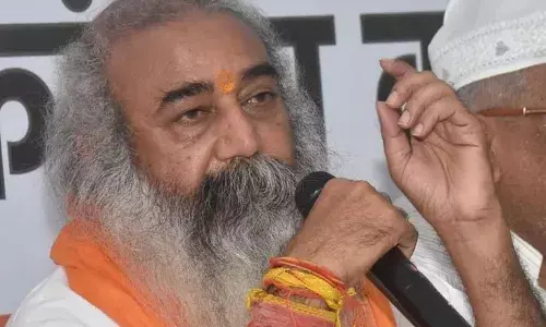 यूपी कांग्रेस: कांग्रेस नेता आचार्य प्रमोद कृष्णम ने कहा, पार्टी के कुछ बड़े नेता मेरे पहनावे से चिढ़ते हैं