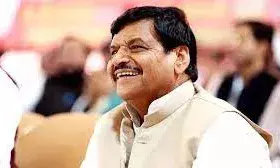 Shivpal Singh Yadav मैनपुरी में गरजे, लोकतंत्र से सभी का अधिकार छीन रही भाजपा, मायावती का बीजेपी से पैक्ट Shivpal Singh Yadav मैनपुरी में गरजे, लोकतंत्र से सभी का अधिकार छीन रही भाजपा, मायावती का बीजेपी से पैक्ट